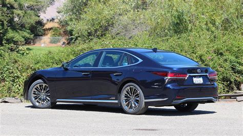 2018 Lexus LS 500h Review: Because There Has To Be A Hybrid