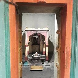 Uma Maheshwar Temple And Mangal Karyalay. - Hindu temple - Wai ...