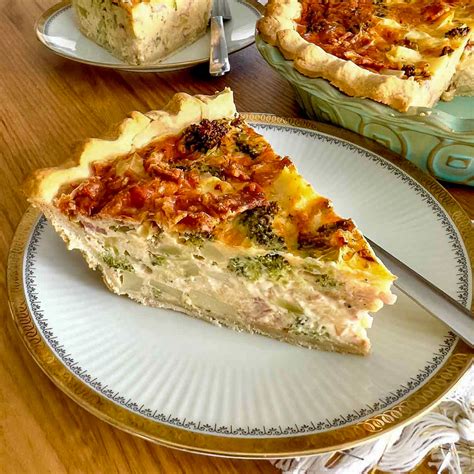Easy Broccoli With Bacon And Potato Quiche - Hello Savory Kitchen