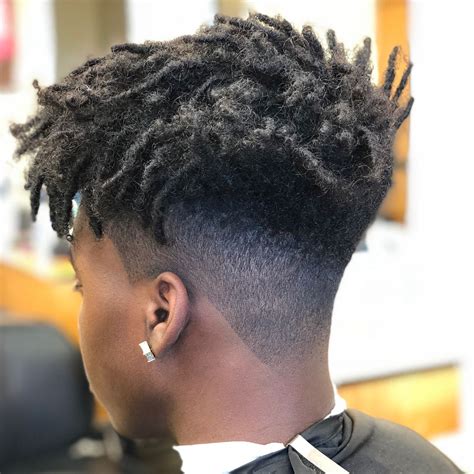 >> @shock_theripy making this loc fade look real hip #loccuts # ...