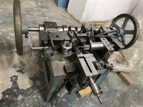 Gold Chain Making Machine - High Speed Topcut Chain Machine ...