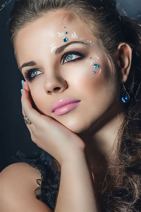 彩妆 的图像结果