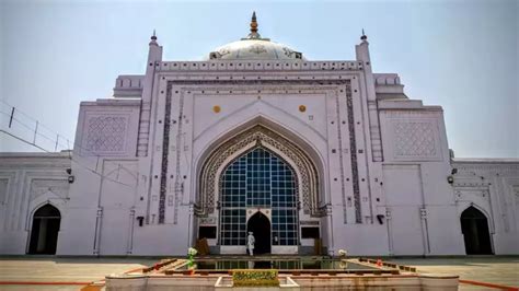 Budaun Mosque Row: 'Suit Barred By Places Of Worship Act; It's Waqf ...