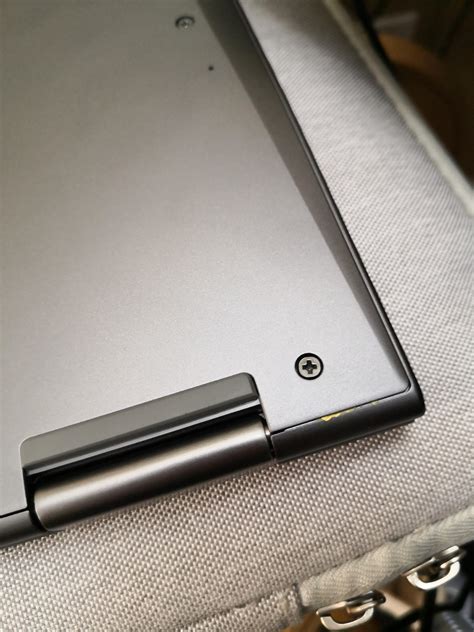 Received new Thinkpad X1 Yoga, but won't power on : r/thinkpad