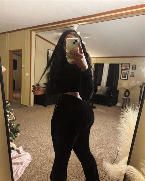 My Only Page! 📍Chicago (@tharealher_) • Instagram photos and videos