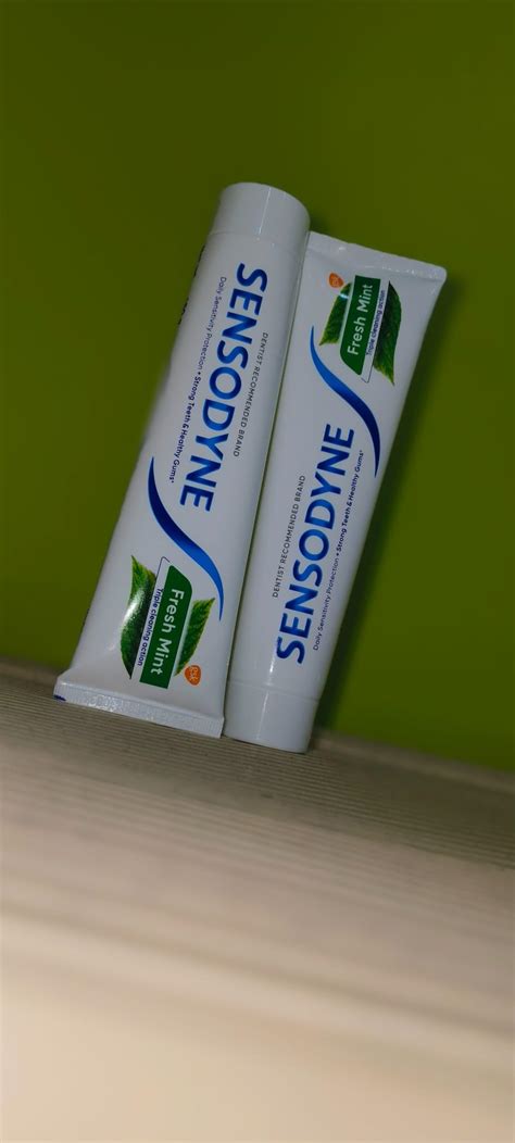 Buy Sensodyne Fresh Mint 150g x 2 Value Pack (Save Rs 50) | Sensitive ...
