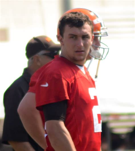 Johnny Manziel Wiki, Bio, Networth, GF, Wife, Family & More - DWB
