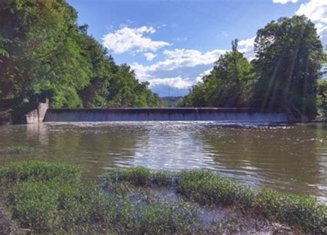 Dam on West Fork River Before Removal | FWS.gov