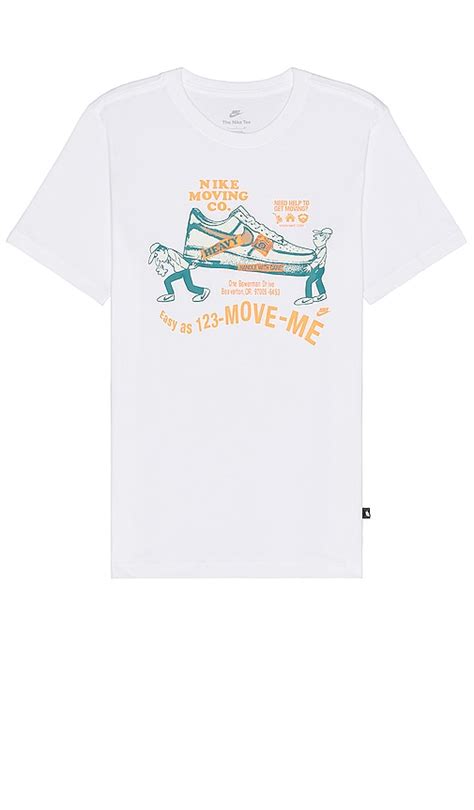 Nike M Nsw Tee Oc Pk 1 Lbr in White | REVOLVE