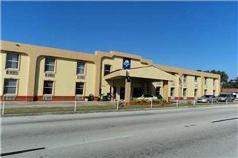 TRAVELODGE BY WYNDHAM WINTER HAVEN - Hotel Reviews, Photos, Rate ...