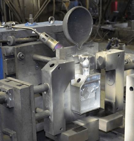 Silicon Carbide Crucibles | Fluxes | Foundry Consumables Supplier