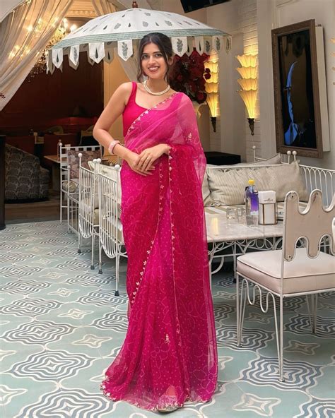 Thread & Button - Curated high-end fashion