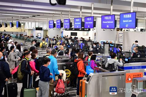 太方便了！深圳機場出境自助通道啟用，出境只要5秒鐘 - 每日頭條