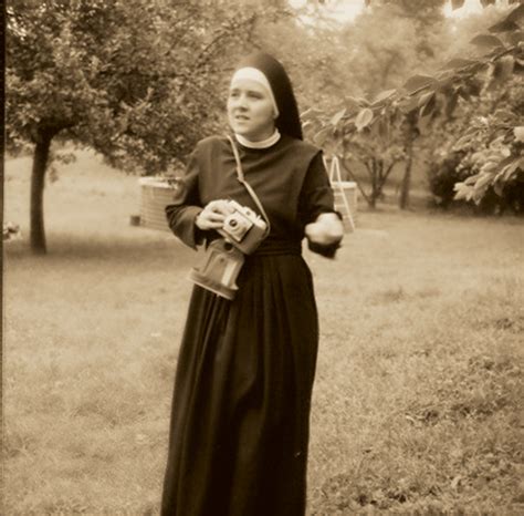 Dina Sevana Sabha :: Foundress