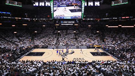 Phoenix Suns vs. San Antonio Spurs - Live Score - March 19, 2026 | FOX ...