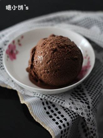 巧克力冰淇淋的做法_巧克力冰淇淋怎么做_Hallo_美食杰
