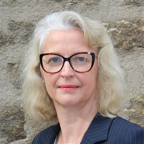 Petra Schwermann - Deutscher Knigge-Rat