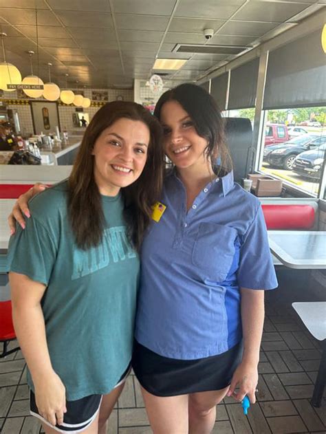 Lana Del Rey surprises fans by waitressing at Alabama Waffle House