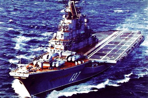 俄罗斯现役最强驱逐舰，不是“现代”级，满载8000吨的“无畏Ⅱ”_综合