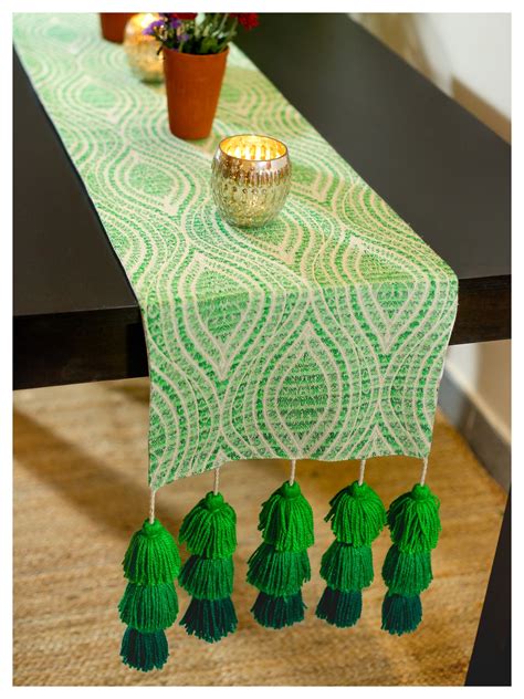 Tasseled Table Runner - Green – Carnibelle