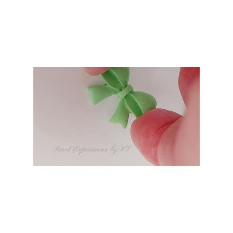 Making Sugar Bows Tutorial 的图像结果