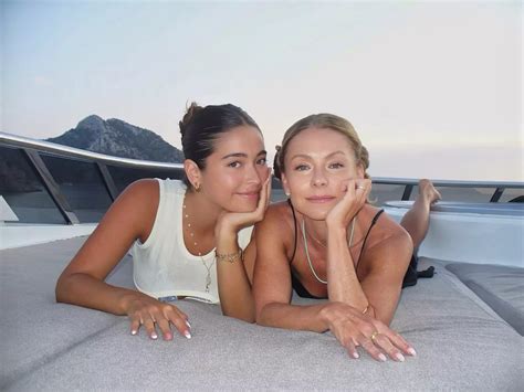 All About Kelly Ripa and Mark Consuelos’ Daughter Lola Consuelos ...