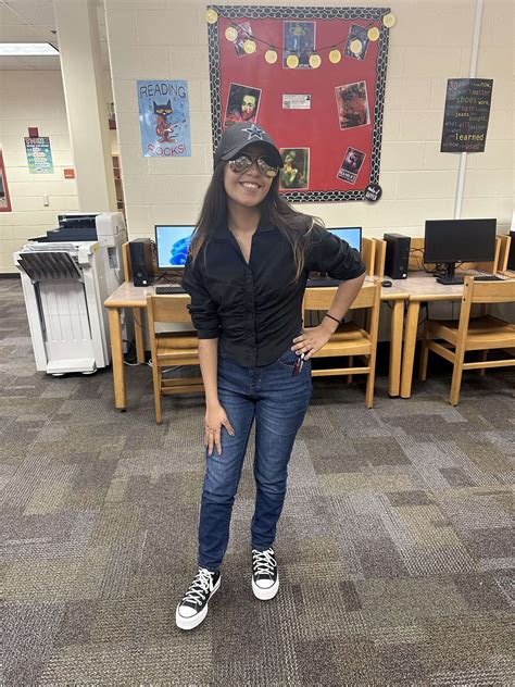 Students participate in ‘Frat vs Sorority’ Day during Red Ribbon Week ...