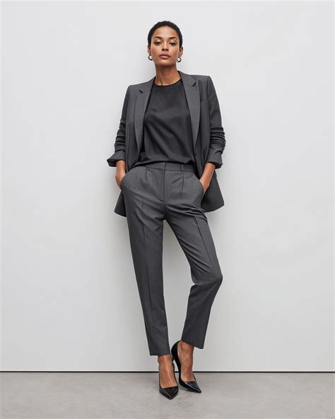 Charcoal Grey Business Suit 的图像结果