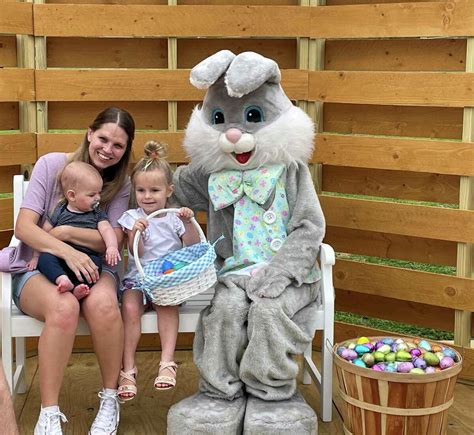Easter Bunny Mall Pictures