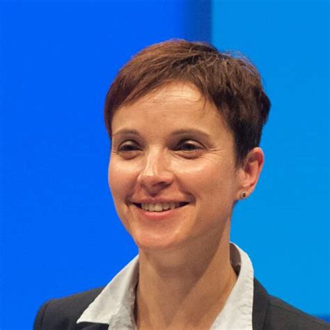 University of Reading (UoR) : Rankings, Fees, Courses, Scholarships