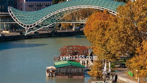 السياحة في جورجيا شهر نوفمبر 11 تشرين الثاني November