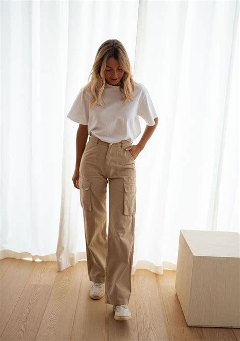 Beige Laurel Cargo Pants | Casual outfits, Clothes, Cute outfits