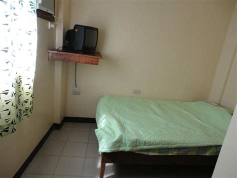 BUHI TRANCIENT'S HOME - Guesthouse Reviews & Photos - Tripadvisor