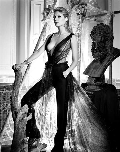 Betsy Jones Moreland Actress