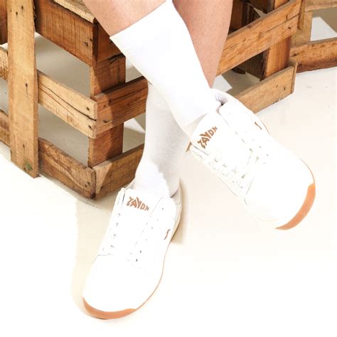 SUAVE Off White Men's casual sneaker