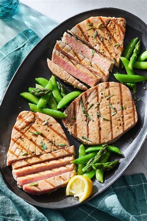 How to Cook Tuna Steak for a Fast Gourmet-Style Dinner