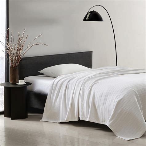Vera Wang- Queen Blanket, Designer Cotton Bedding, Medium Weight ...