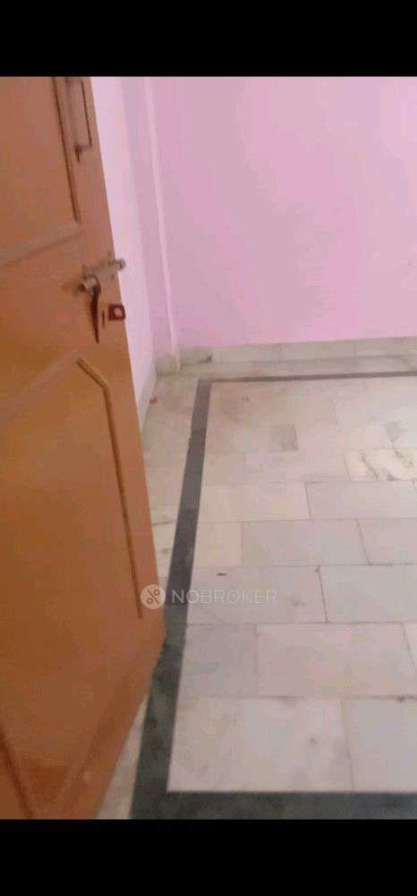 Independent House U/4/124, Veer Savarkar Block, Block U, Shakarpur Khas ...