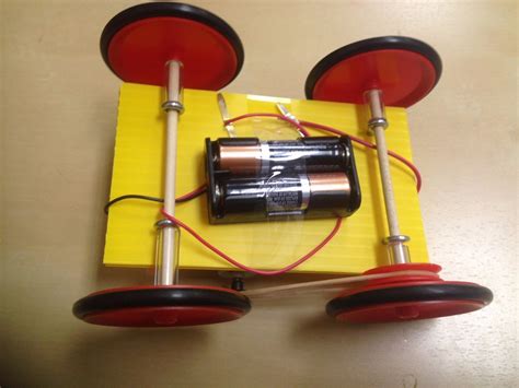 Simple Electronics Car Easy Project 的图像结果