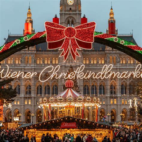 The Ultimate Travel Guide to Christmas in Vienna | Anoushka Probyn