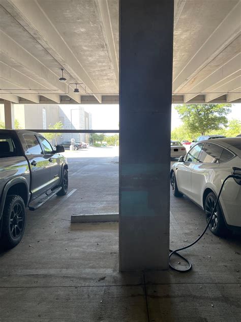 Moviehouse & Eatery | Austin, TX | EV Station