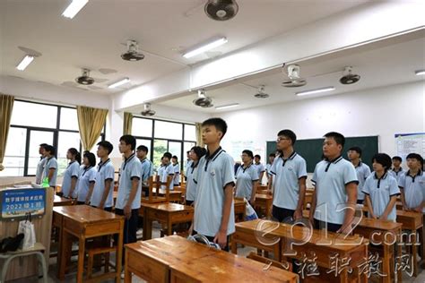 柳州一职校有哪些专业_华图问答_广东华图教育