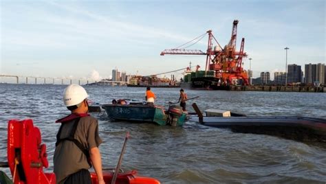 两名落水人员在珠江口水域获救
