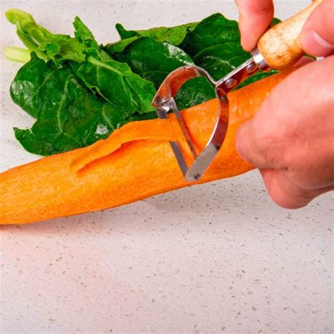 3484 Stainless Steel Potato Vegetable Peeler Scrapper with Wooden Hand ...