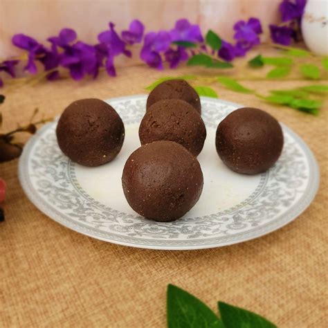 Indulge in Chocolate Laddus - Perfect Sweet Treat! – SweeDesi
