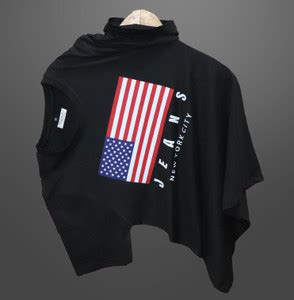 HouseOfCommon Printed, Typography Men Round Neck Black T-Shirt - Buy ...