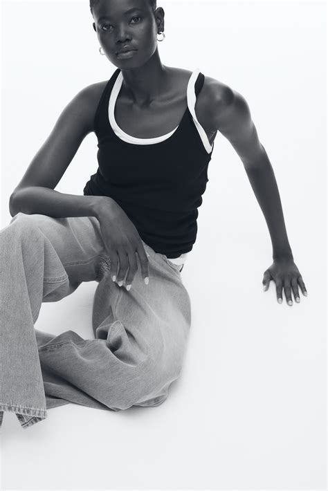 Rib-knit vest top - Black - Ladies | H&M IN