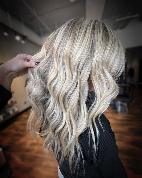 Stephanie V - Studio Be Salon