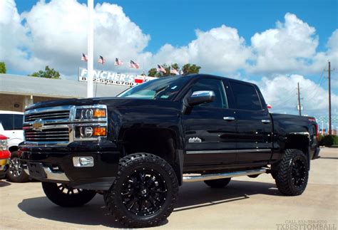 2014 Chevrolet Silverado 1500 LTZ Crew Cab 4x4 Truck