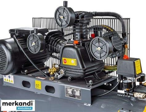 OIL COMPRESSOR 200L 8 BAR COMPRESSOR 400V 650l/min HOSE - Poland, New ...